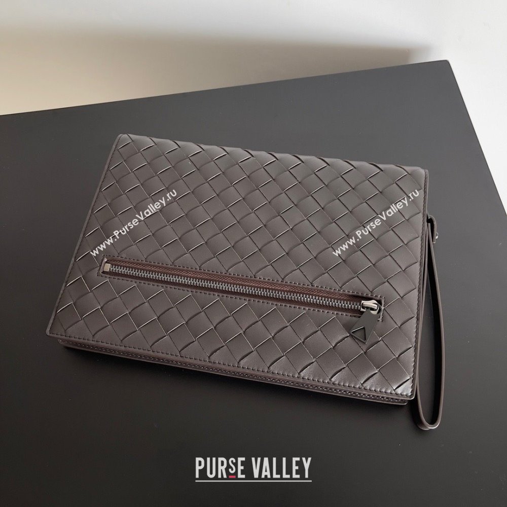Bottega Veneta Small intrecciato leather document case With Wristlet Coffee 2023 (misu-23110215)