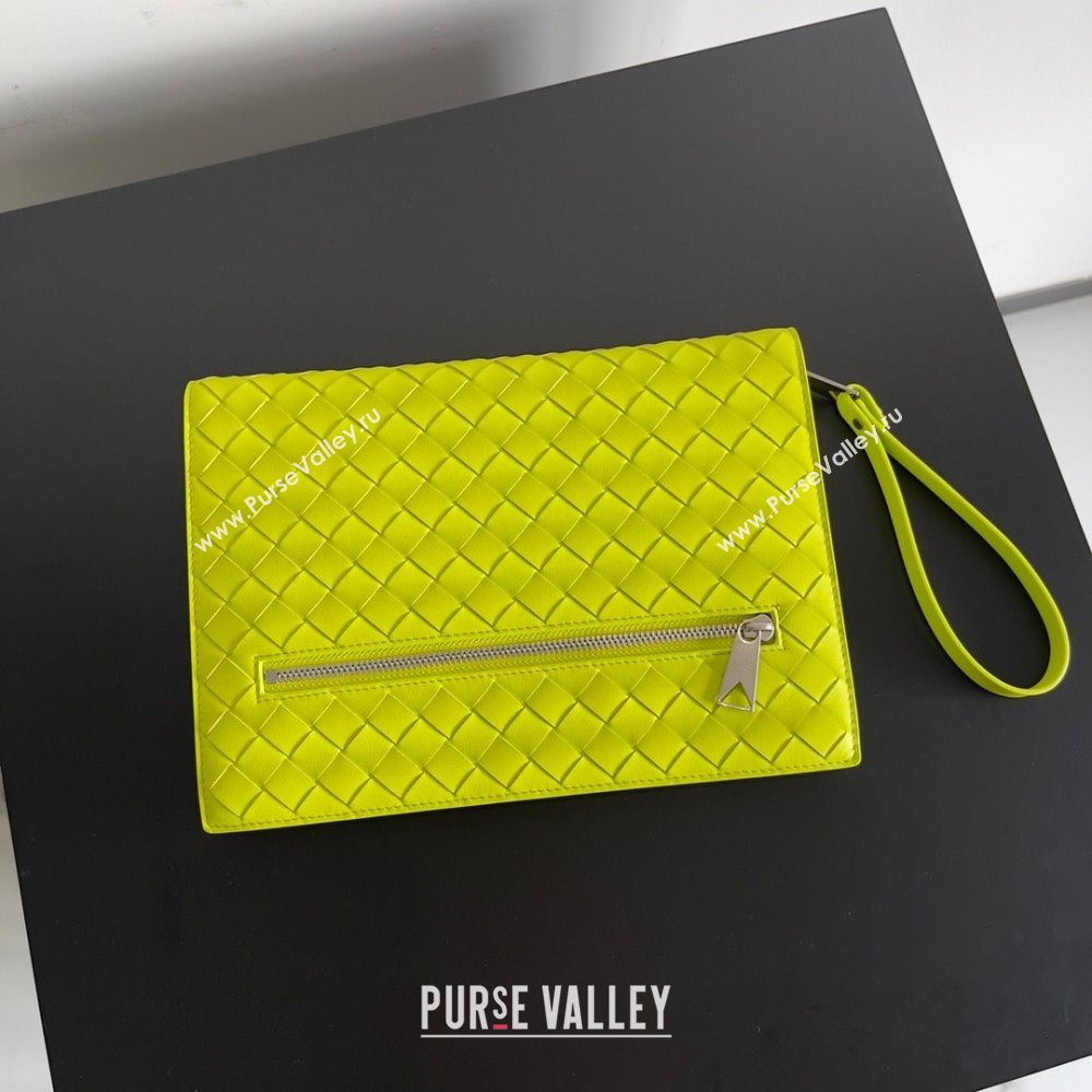 Bottega Veneta Small intrecciato leather document case With Wristlet Kiwi Green 2023 (misu-23110217)