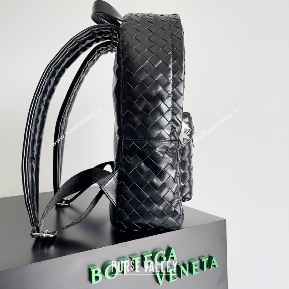 Bottega Veneta Small Intrecciato leather Backpack Bag Black 2023 (misu-23110154)