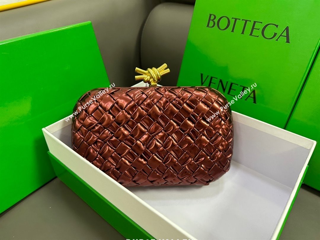 Bottega Veneta Pressed intreccio laminated leather Knot Minaudiere clutch Bag WINE 2023 (misu-23110119)