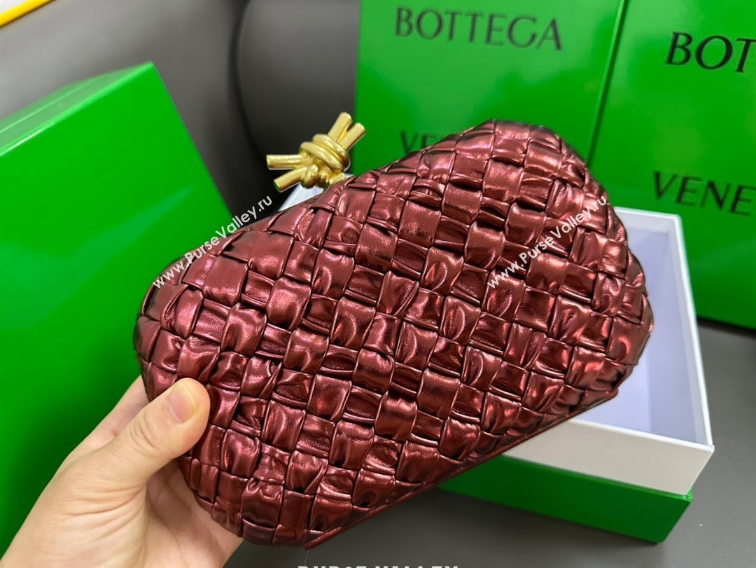 Bottega Veneta Pressed intreccio laminated leather Knot Minaudiere clutch Bag WINE 2023 (misu-23110119)