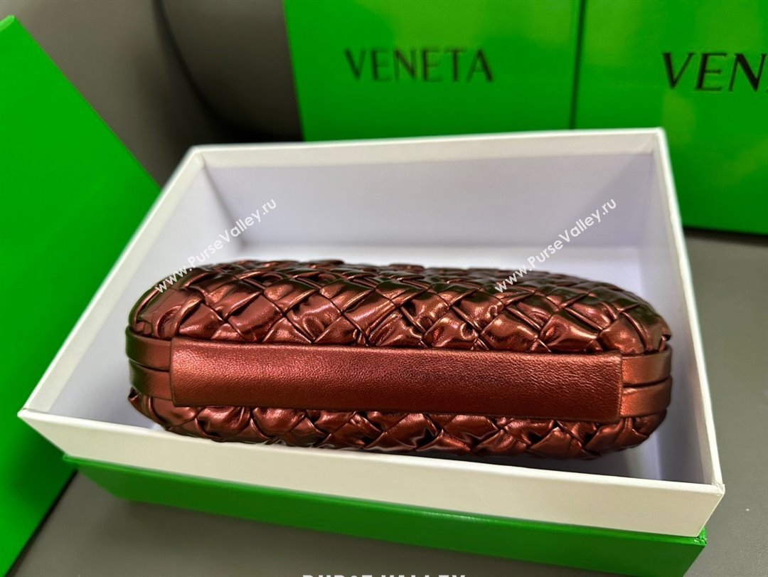 Bottega Veneta Pressed intreccio laminated leather Knot Minaudiere clutch Bag WINE 2023 (misu-23110119)