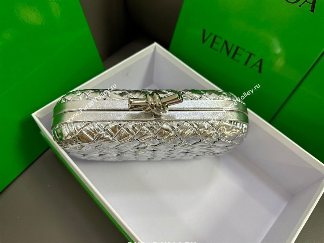 Bottega Veneta Pressed intreccio laminated leather Knot Minaudiere clutch Bag Silver 2023 (misu-23110121)