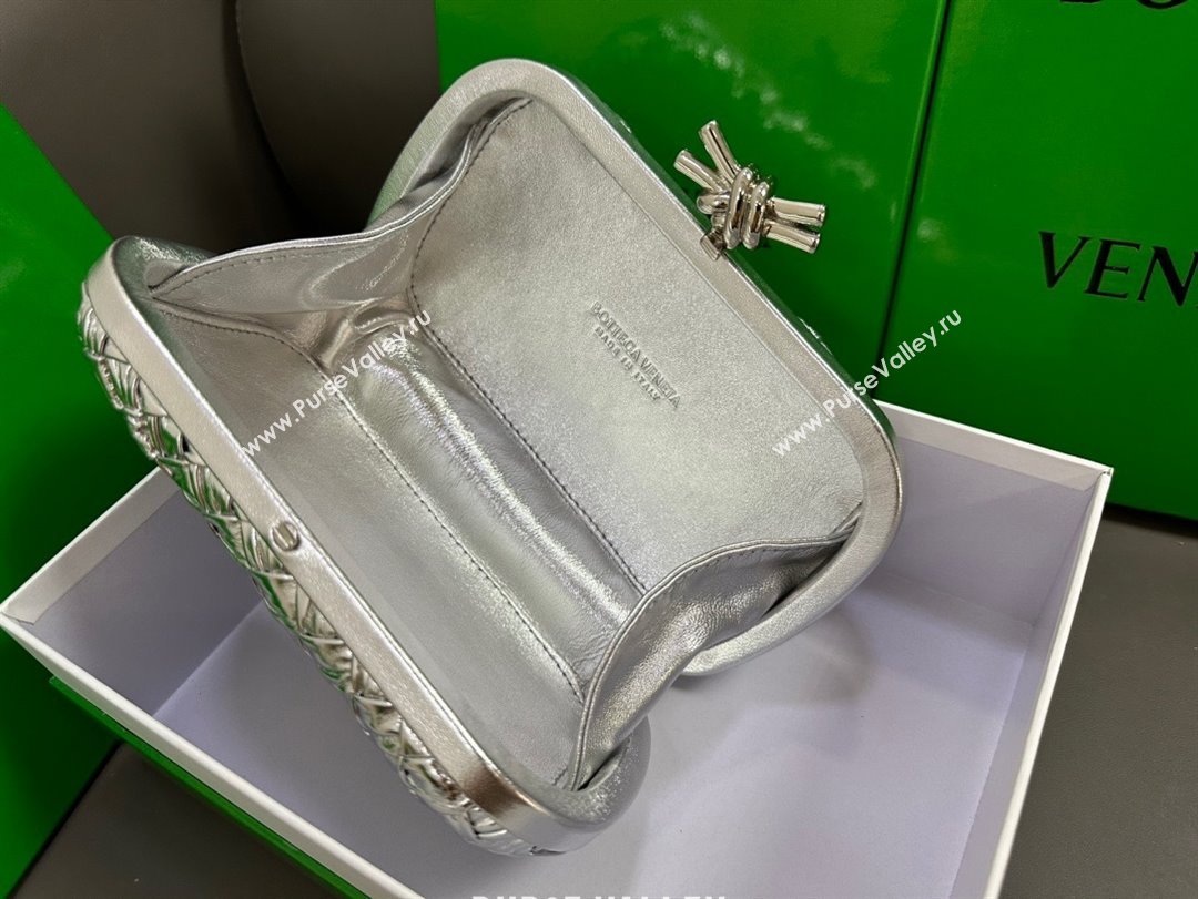 Bottega Veneta Pressed intreccio laminated leather Knot Minaudiere clutch Bag Silver 2023 (misu-23110121)