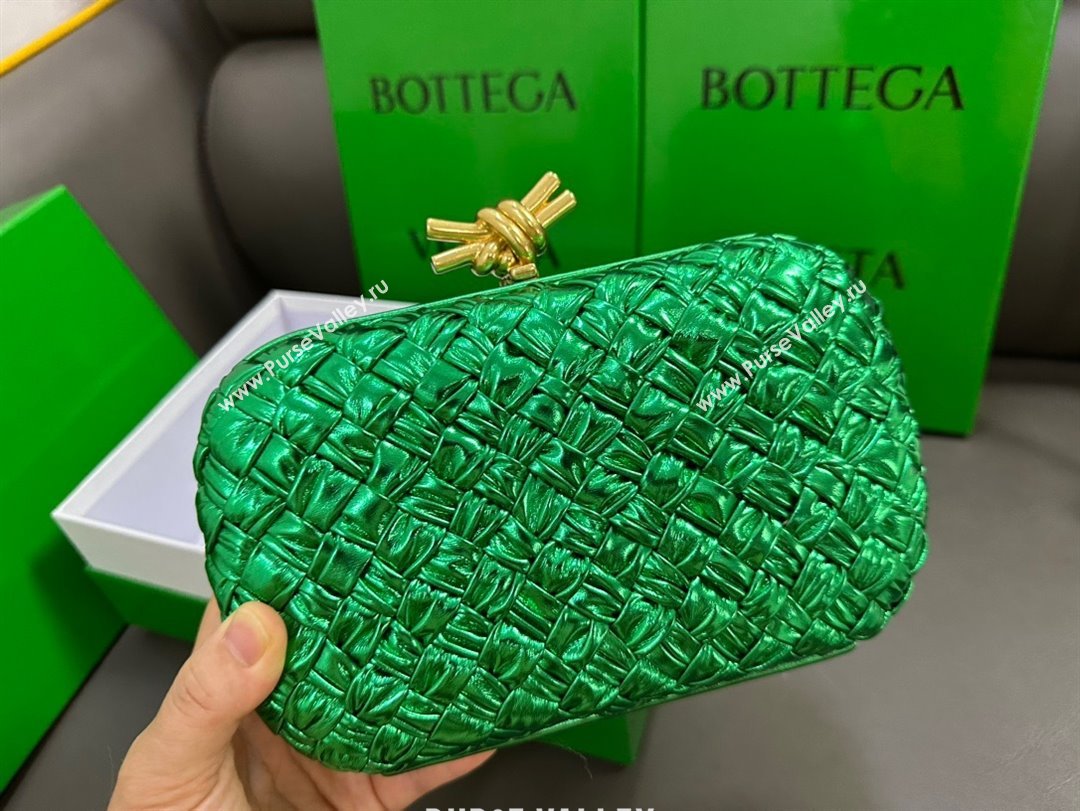 Bottega Veneta Pressed intreccio laminated leather Knot Minaudiere clutch Bag ENVY Green 2023 (misu-23110118)