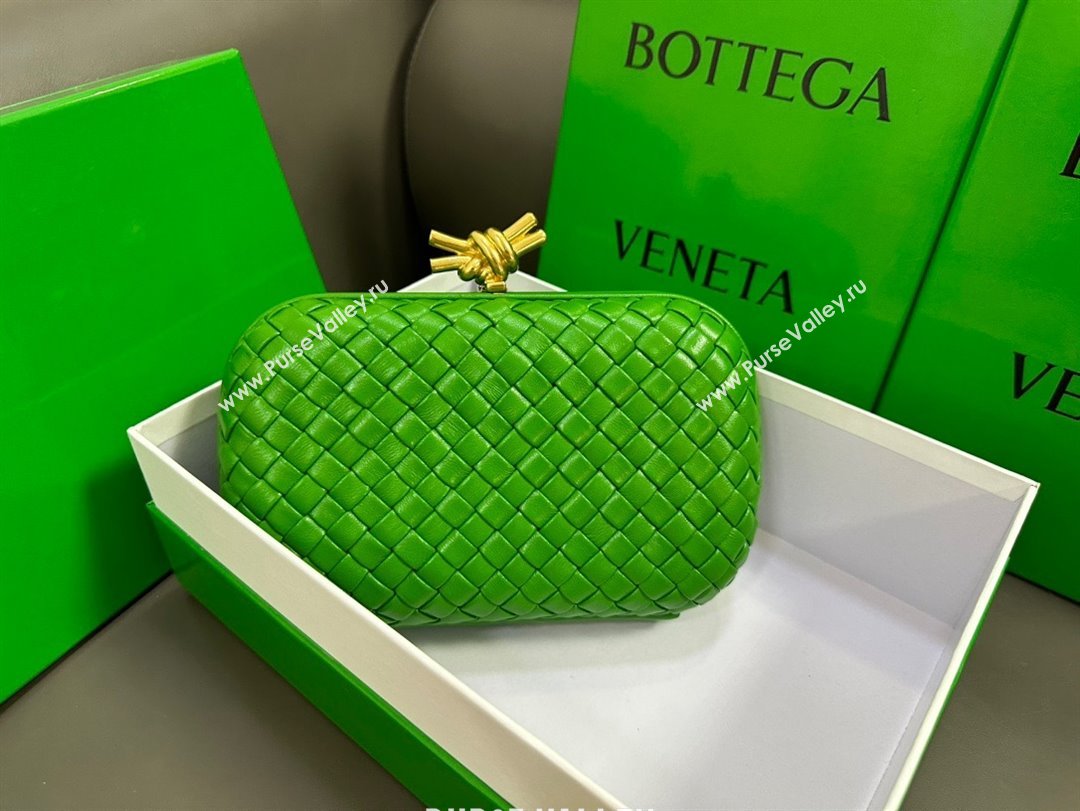 Bottega Veneta Padded Intreccio leather Knot Minaudiere clutch Bag Green 02 2023 (misu-23110133)