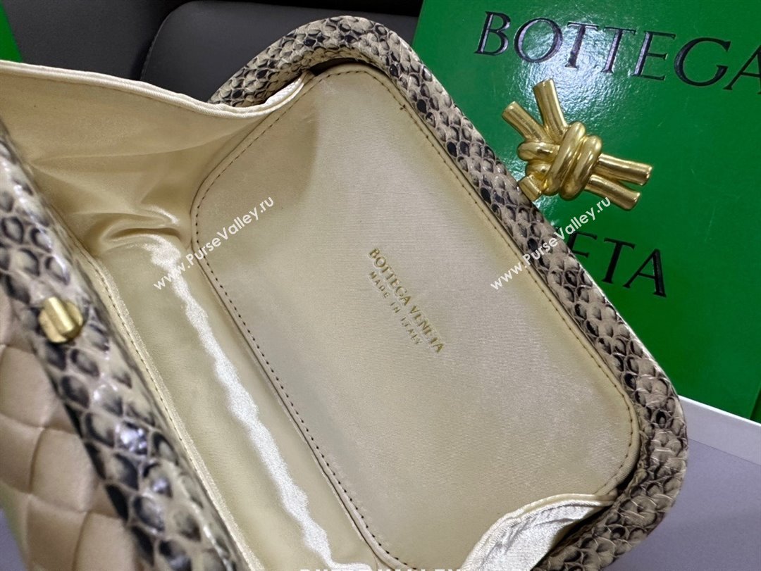 Bottega Veneta Intreccio Silk Knot Minaudiere clutch Bag Beige 2023 (misu-23110109)