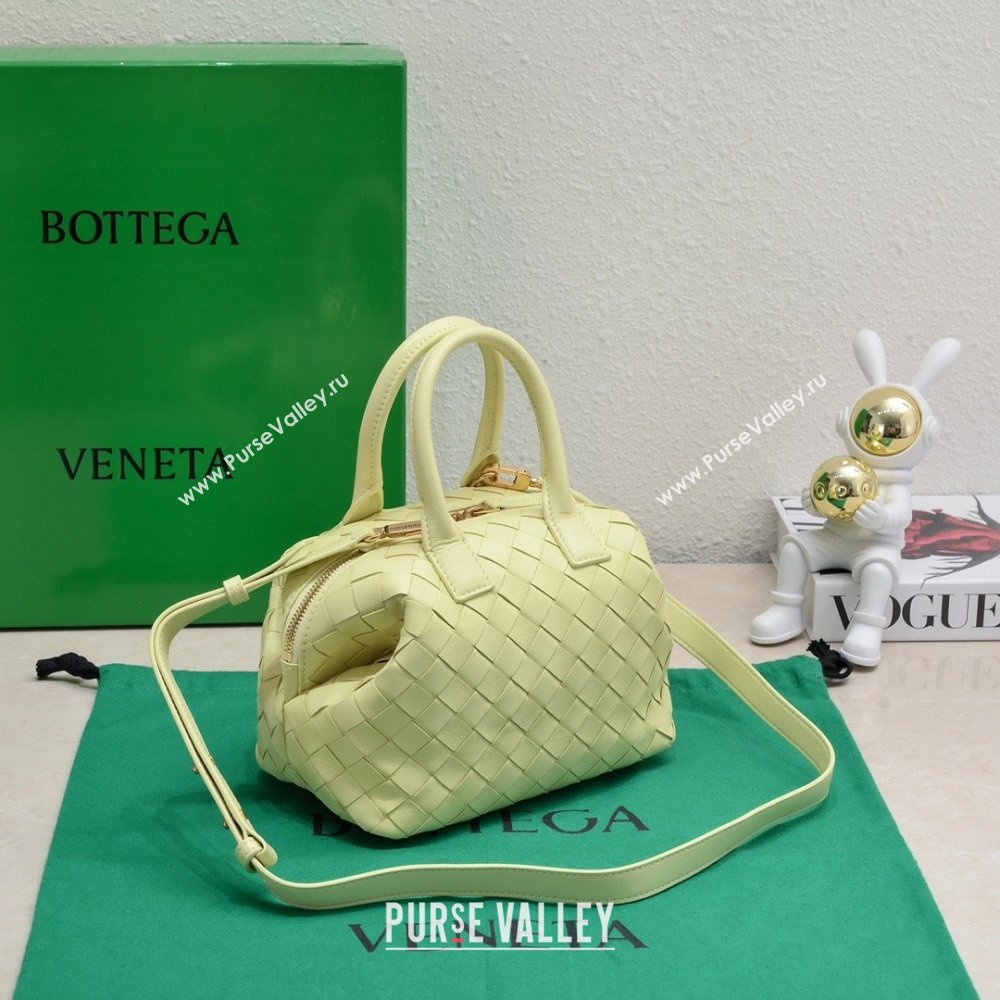 Bottega Veneta Mini Bauletto bag in lambskin light yellow 2023 (misu-230927-54)