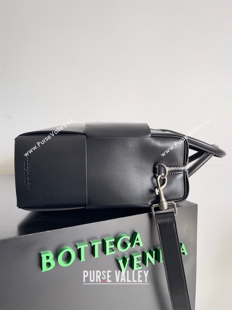 Bottega Veneta large Arco Briefcase in calfskin Black 2023 (misu-230927-49)