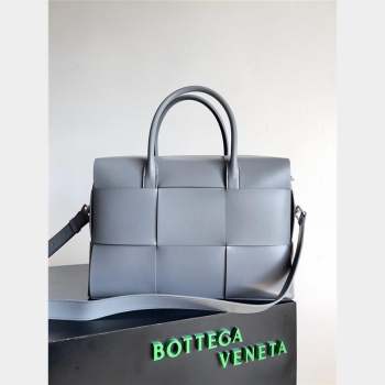 Bottega Veneta large Arco Briefcase in calfskin thunder 2023 (misu-230927-48)