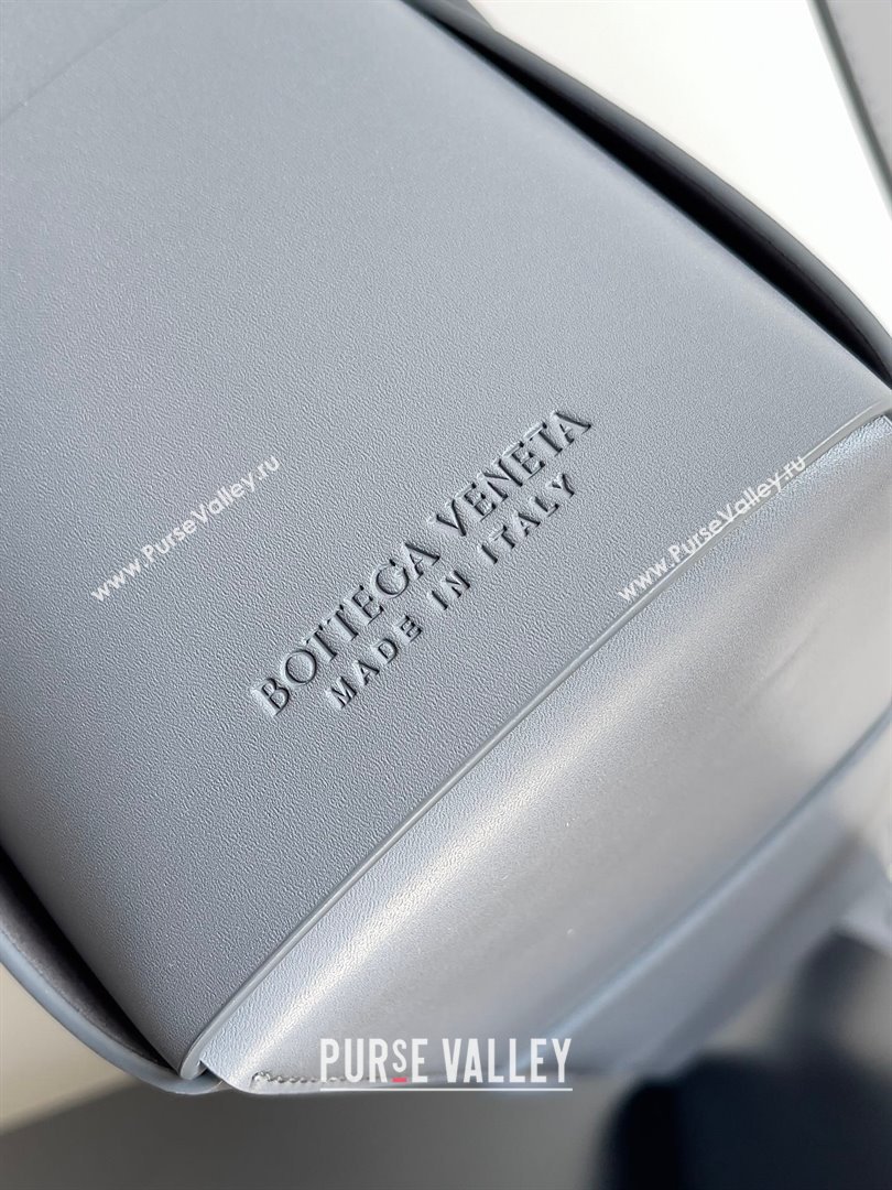 Bottega Veneta large Arco Briefcase in calfskin thunder 2023 (misu-230927-48)