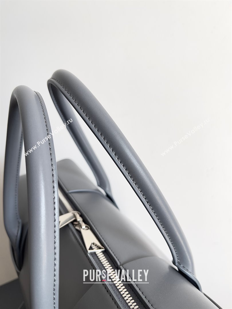 Bottega Veneta large Arco Briefcase in calfskin thunder 2023 (misu-230927-48)