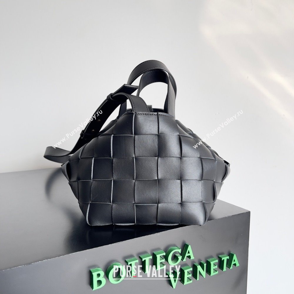 Bottega Veneta small intreccio leather Bowling Cassette Bag Black 2023 (misu-230927-46)