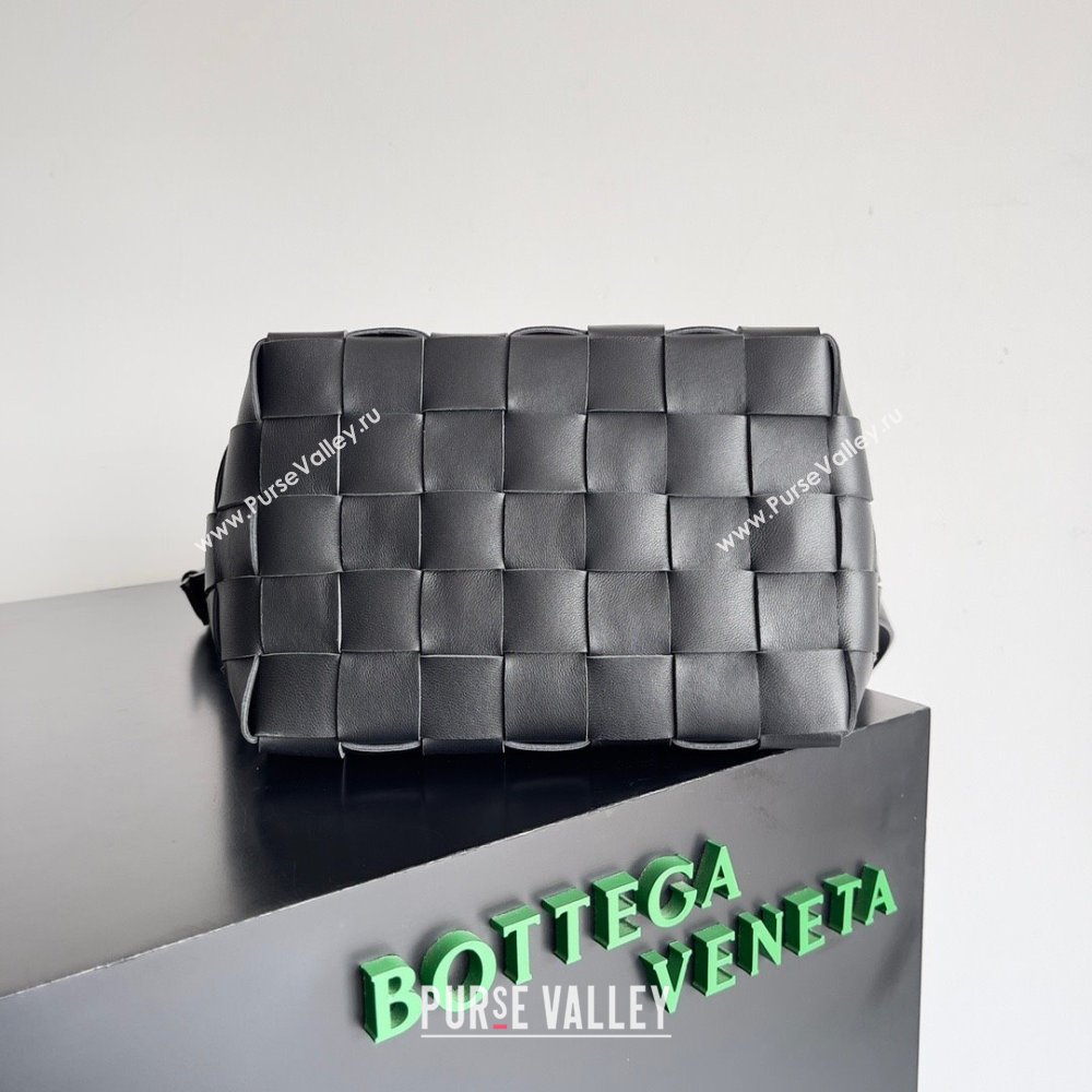 Bottega Veneta small intreccio leather Bowling Cassette Bag Black 2023 (misu-230927-46)