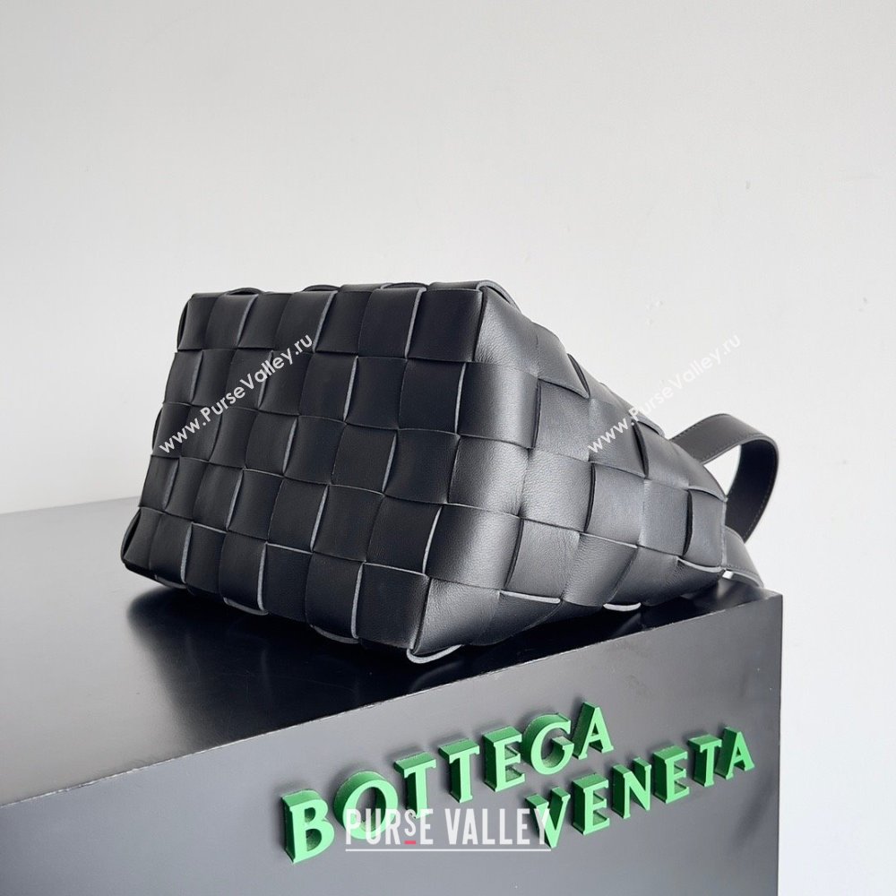 Bottega Veneta small intreccio leather Bowling Cassette Bag Black 2023 (misu-230927-46)