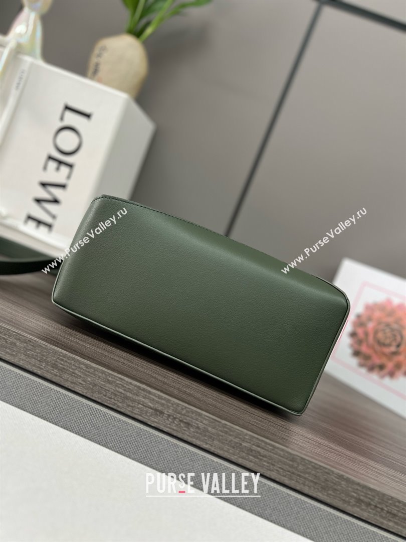 LOEWE Small Puzzle bag in classic calfskin bottle green 2024 (yongsheng-240412-09)