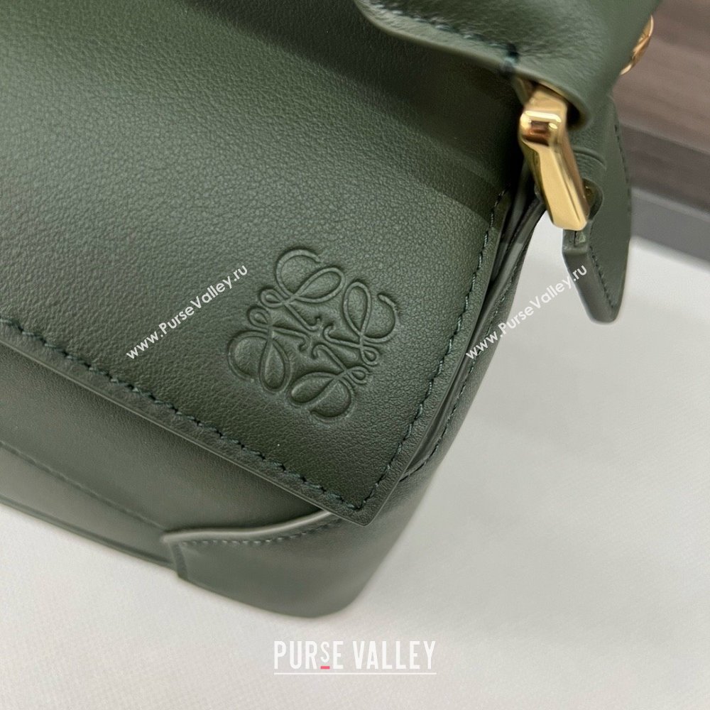 LOEWE Small Puzzle bag in classic calfskin bottle green 2024 (yongsheng-240412-09)