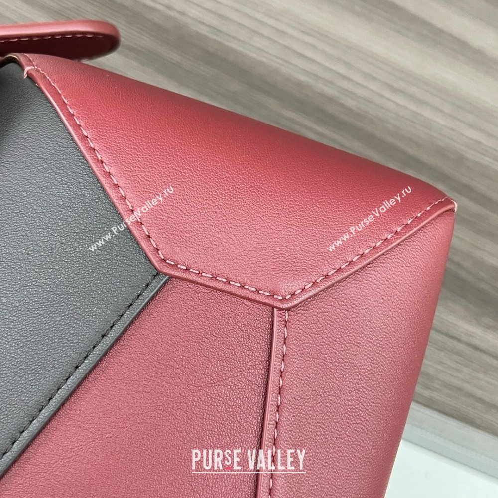 LOEWE Small Puzzle bag in classic calfskin Chocolate/Burgundy 2024 (yongsheng-240412-07)