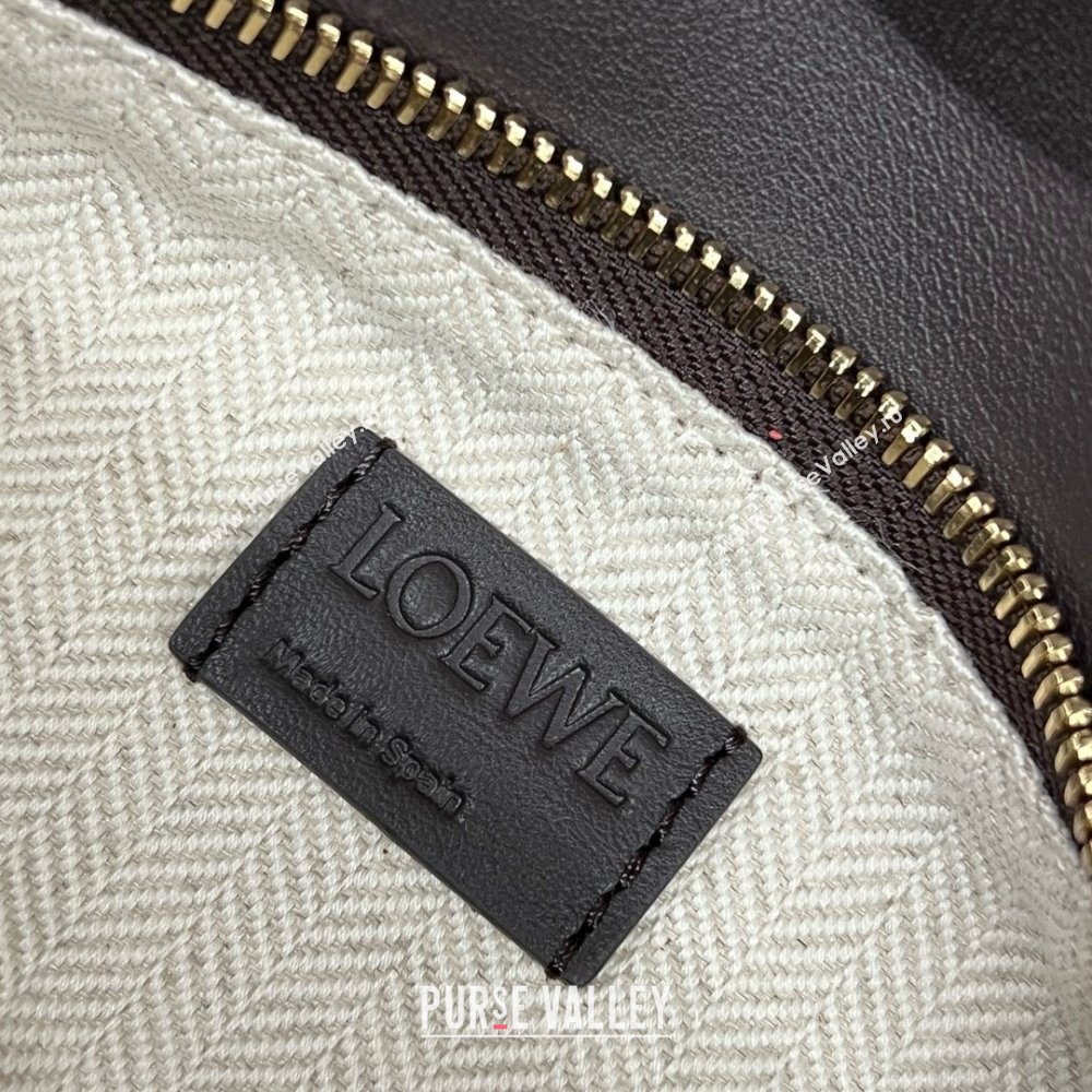 LOEWE Small Puzzle bag in classic calfskin Chocolate/Burgundy 2024 (yongsheng-240412-07)