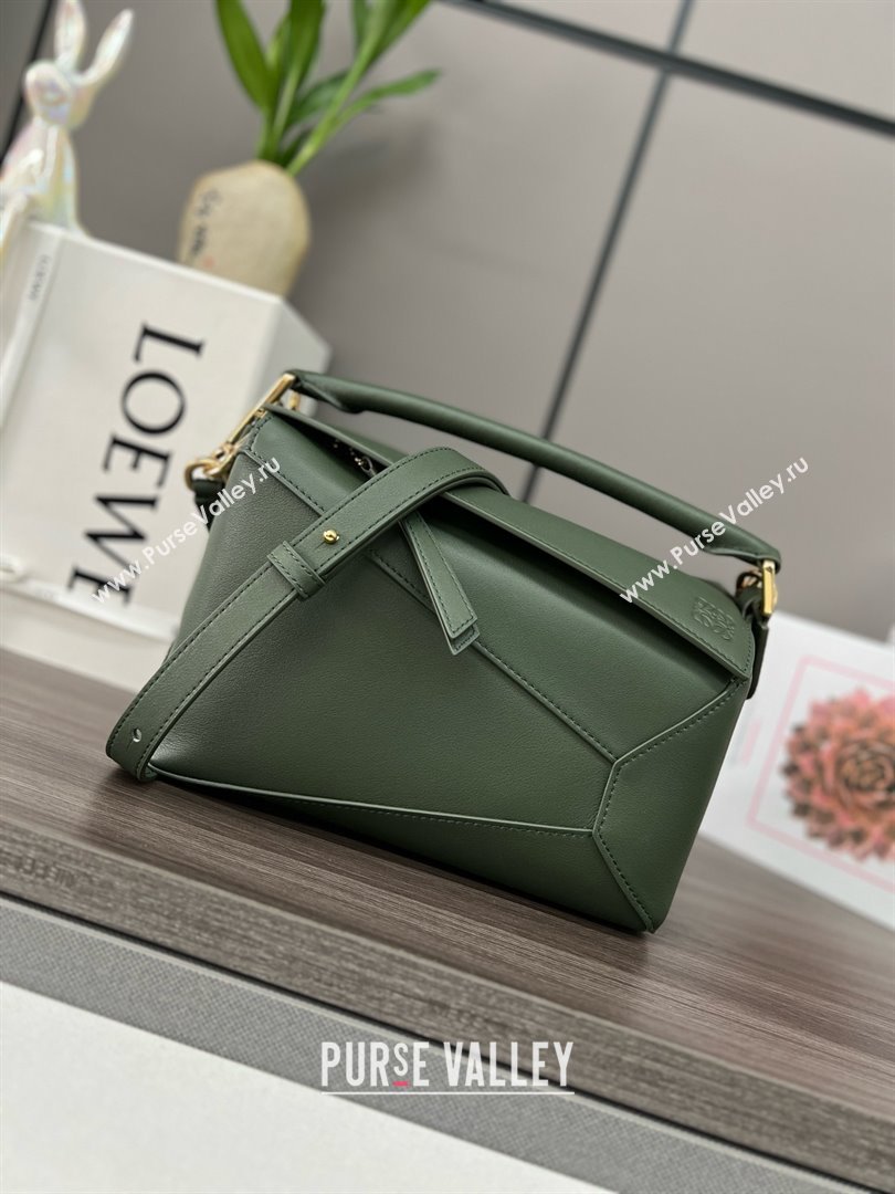 LOEWE Small Puzzle bag in classic calfskin bottle green 2024 (yongsheng-240412-09)