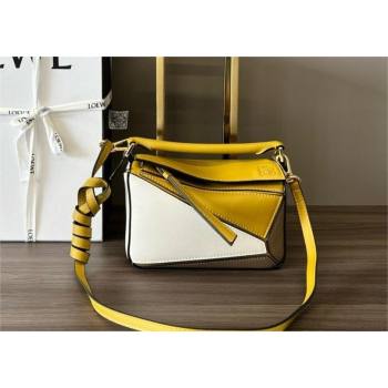 Loewe Mini Puzzle bag in classic calfskin Ochre/Soft White 2024 (yongsheng-240412-06)