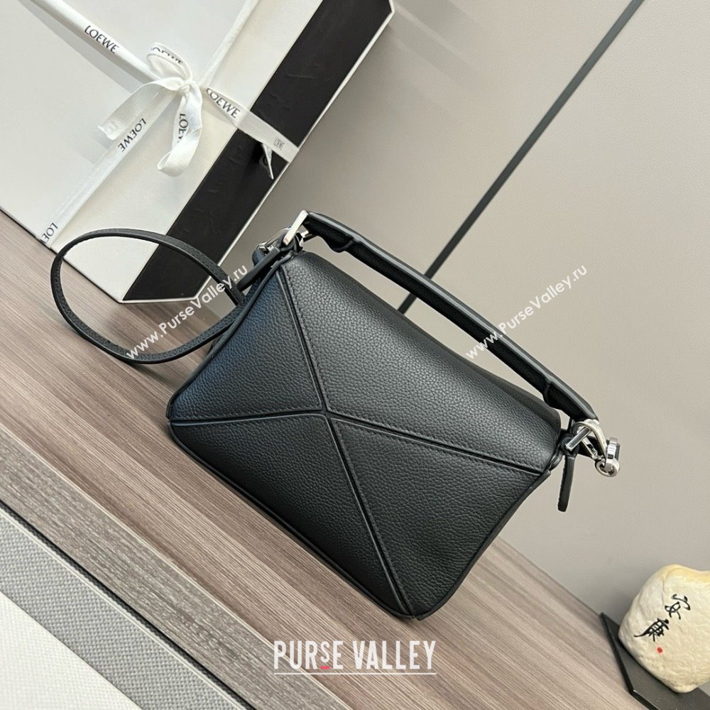 Loewe Mini Puzzle bag in classic calfskin black 2024 (yongsheng-240412-03)