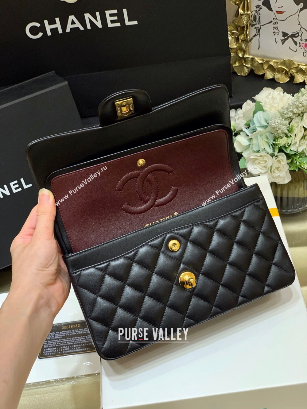 Chanel Original Quality Small vintage Classic Flap Bag in Sheepskin Black with Gold Hardware (shunyang-9527)