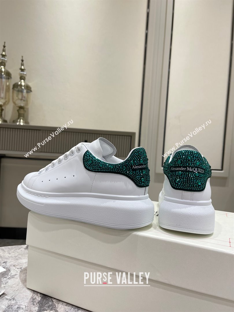 Alexander McQueen Womens Oversized Sneaker with crystal-embellishment in White/green 2023 (danni-231019-04)