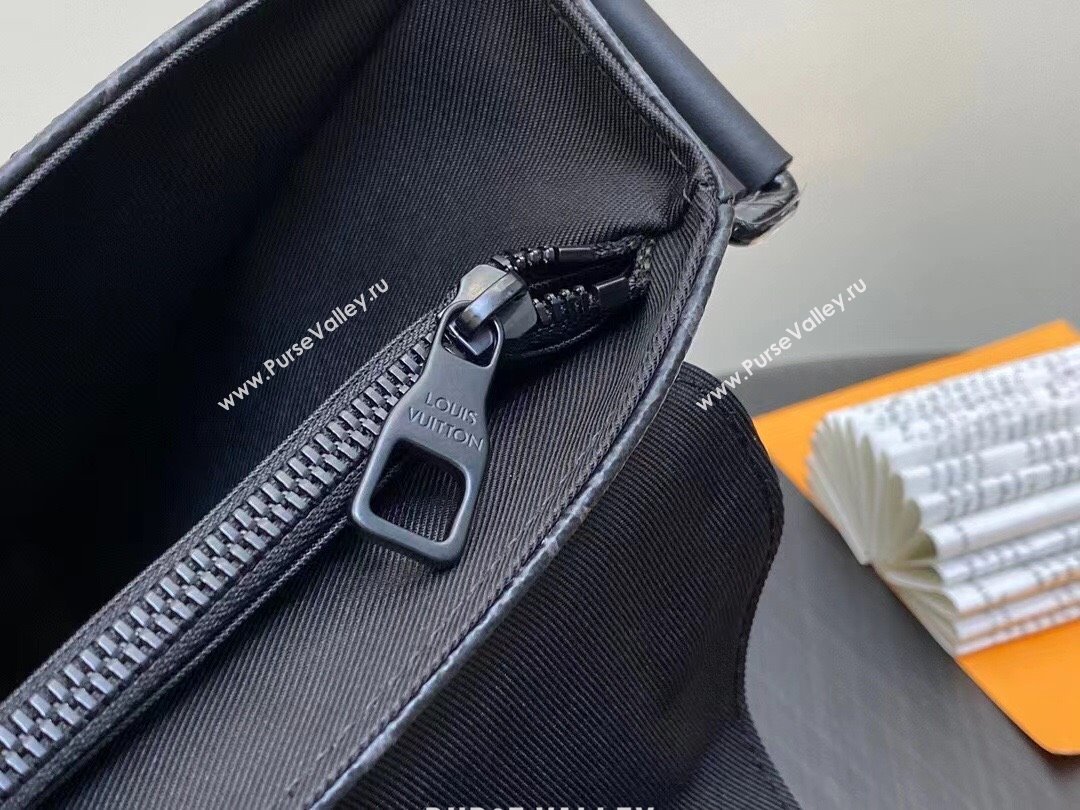 Louis Vuitton Monogram Eclipse Montsouris Messenger Bag M46685 2023 (kiki-230928-11)