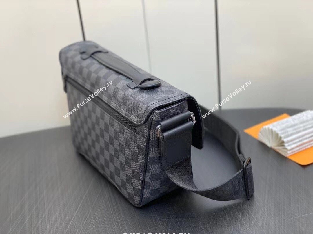 Louis Vuitton Damier Graphite Montsouris Messenger Bag M46685 2023 (kiki-230928-13)