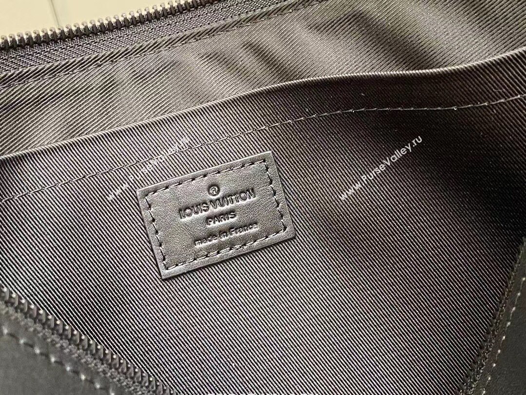 LOUIS VUITTON Monogram Eclipse Canvas POCHETTE VOYAGE SOUPLE M82543 2023 (kiki-230928-16)