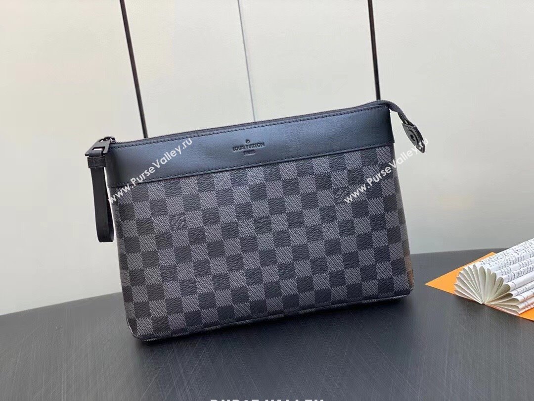 LOUIS VUITTON Damier Graphite Canvas POCHETTE VOYAGE SOUPLE M82543 2023 (kiki-230928-17)