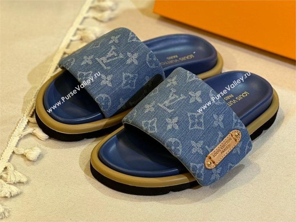 Louis Vuitton Pool Pillow Flat Comfort Mule blue 2024 (modeng-240111-06)