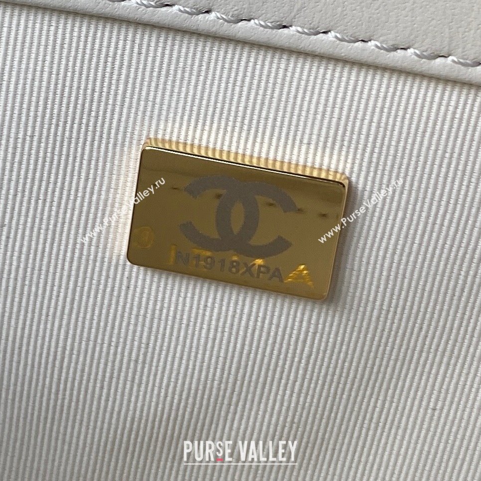Chanel Lambskin & Gold-Tone Metal Baguette Bag AS4611 white 2024 (jiyuan-231128-02)