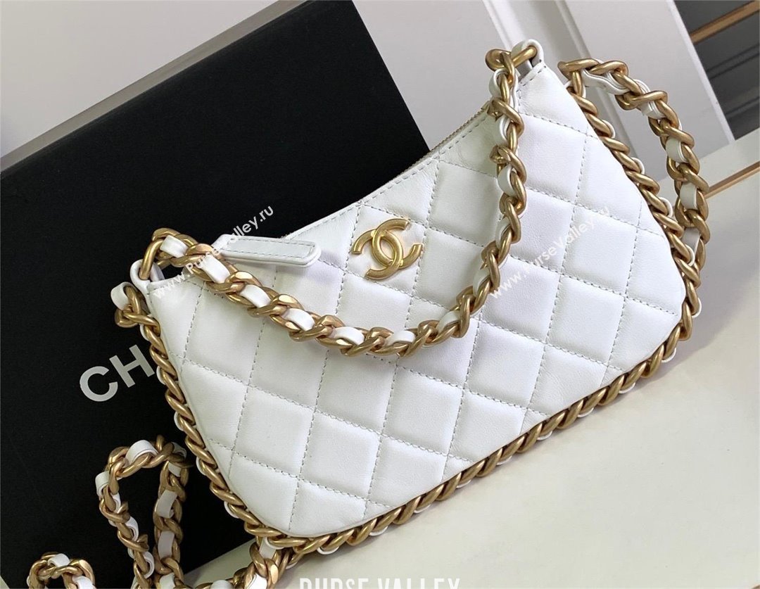chanel White Shiny Crumpled Lambskin & Gold-Tone Metal Clutch with Chain AP3487 2023 (jiyuan-231128-08)