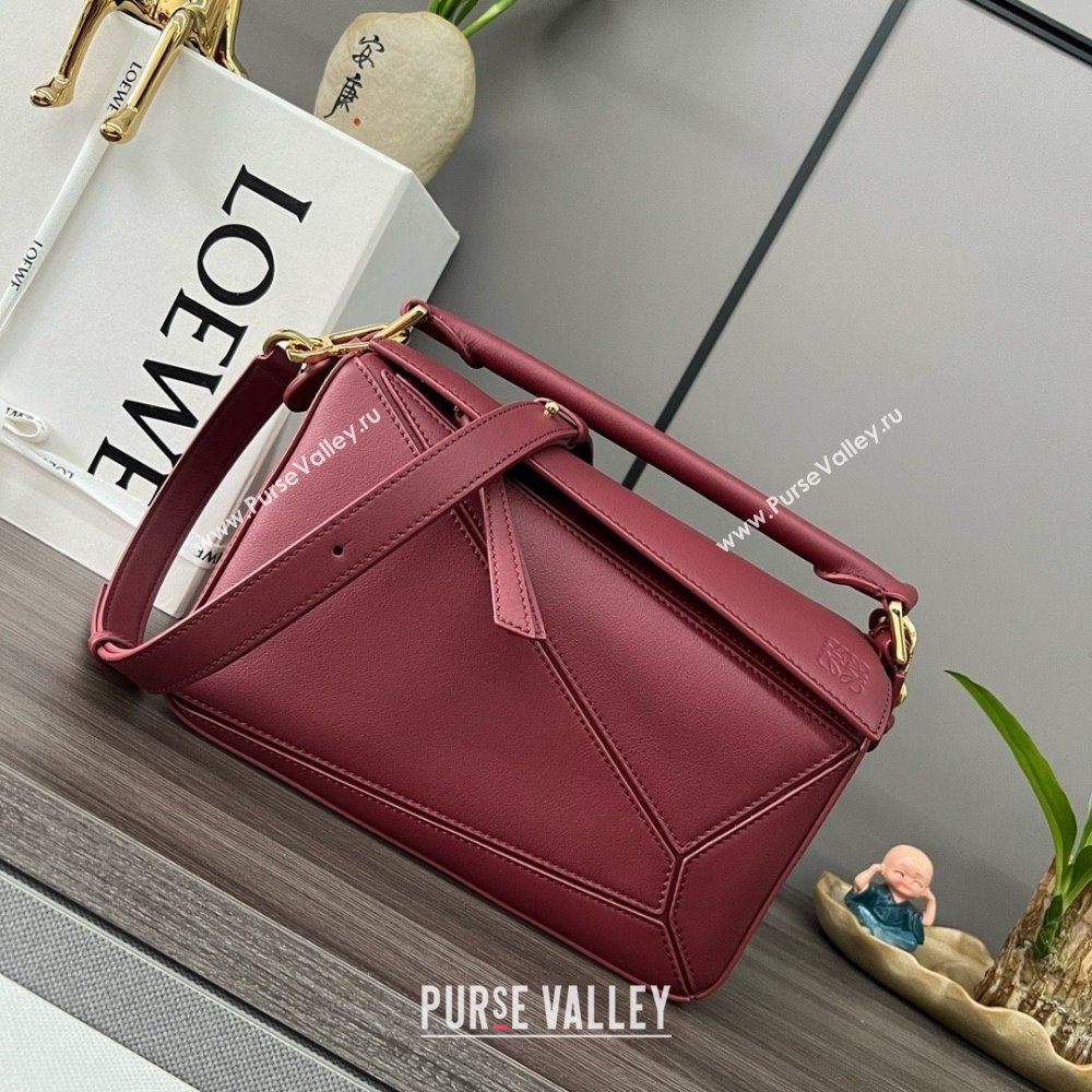 LOEWE Small Puzzle bag in in classic calfskin burgundy 2024 (yongsheng-240412-14)