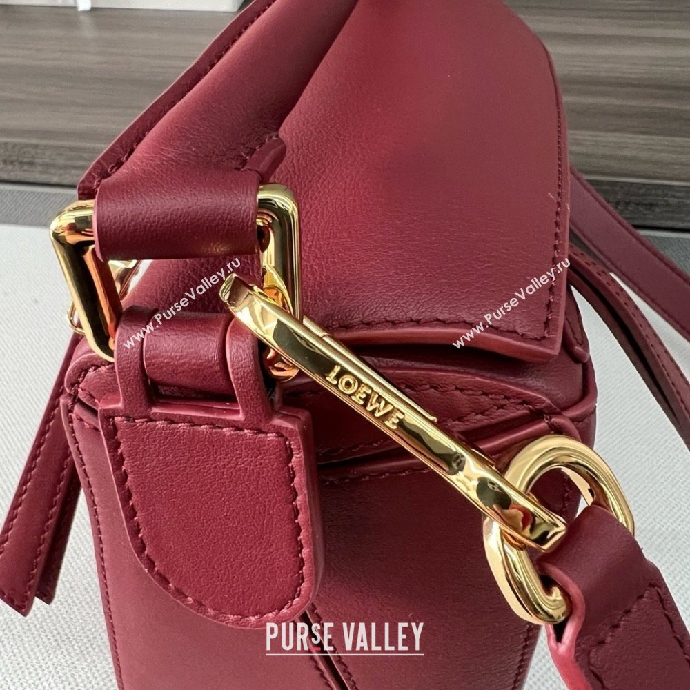 LOEWE Small Puzzle bag in in classic calfskin burgundy 2024 (yongsheng-240412-14)