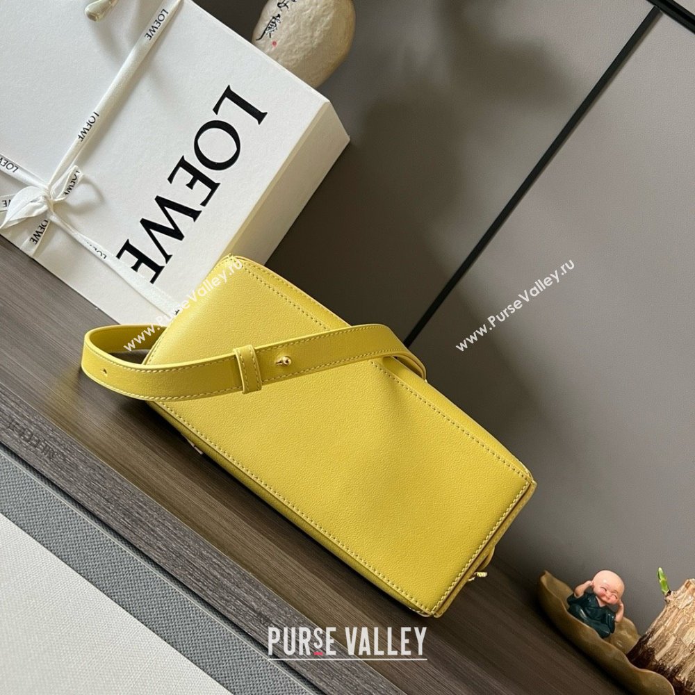 LOEWE Small Puzzle bag in classic calfskin Bright Ochre 2024 (yongsheng-240412-15)