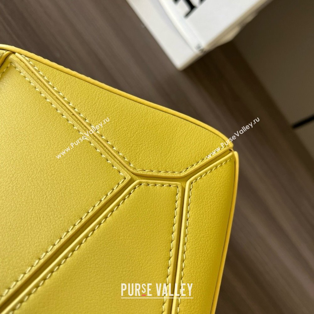 LOEWE Small Puzzle bag in classic calfskin Bright Ochre 2024 (yongsheng-240412-15)