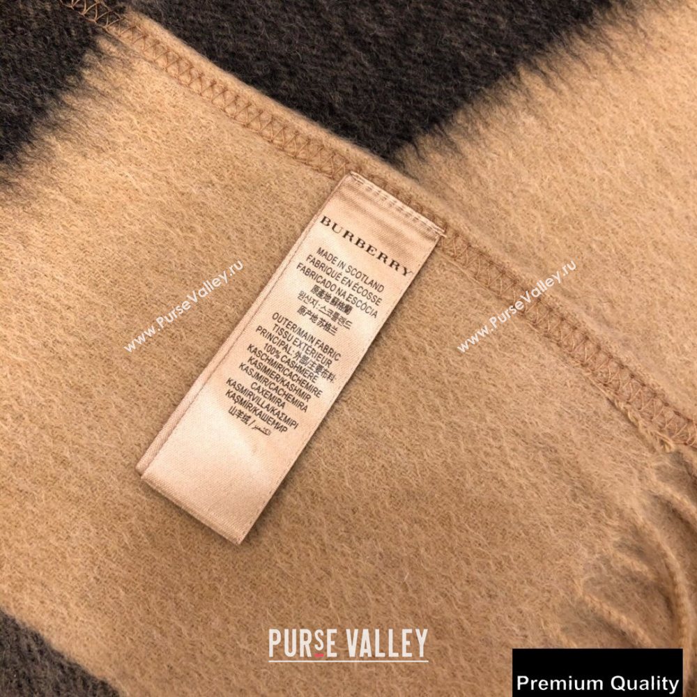 Burberry Cape BUR03 (wtz-20081903)