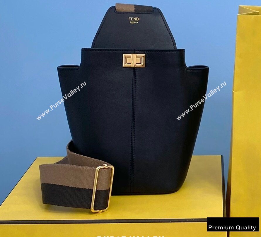 Fendi Leather Guitar One-shoulder Mini Bag Black 2020 (chaoliu-20090142)