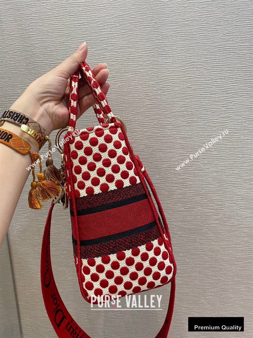 Lady Dior Medium Bag in D-Lite Dioramour Red Dots Embroidery 2020 (vivi-20090919)