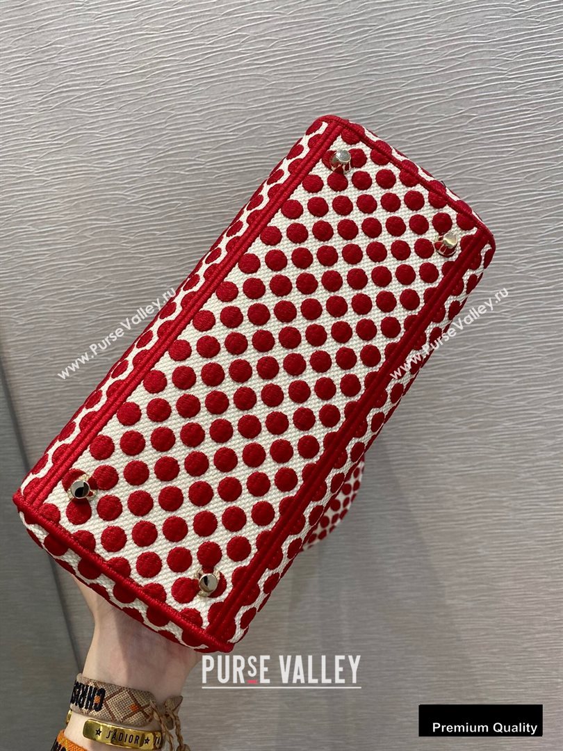 Lady Dior Medium Bag in D-Lite Dioramour Red Dots Embroidery 2020 (vivi-20090919)