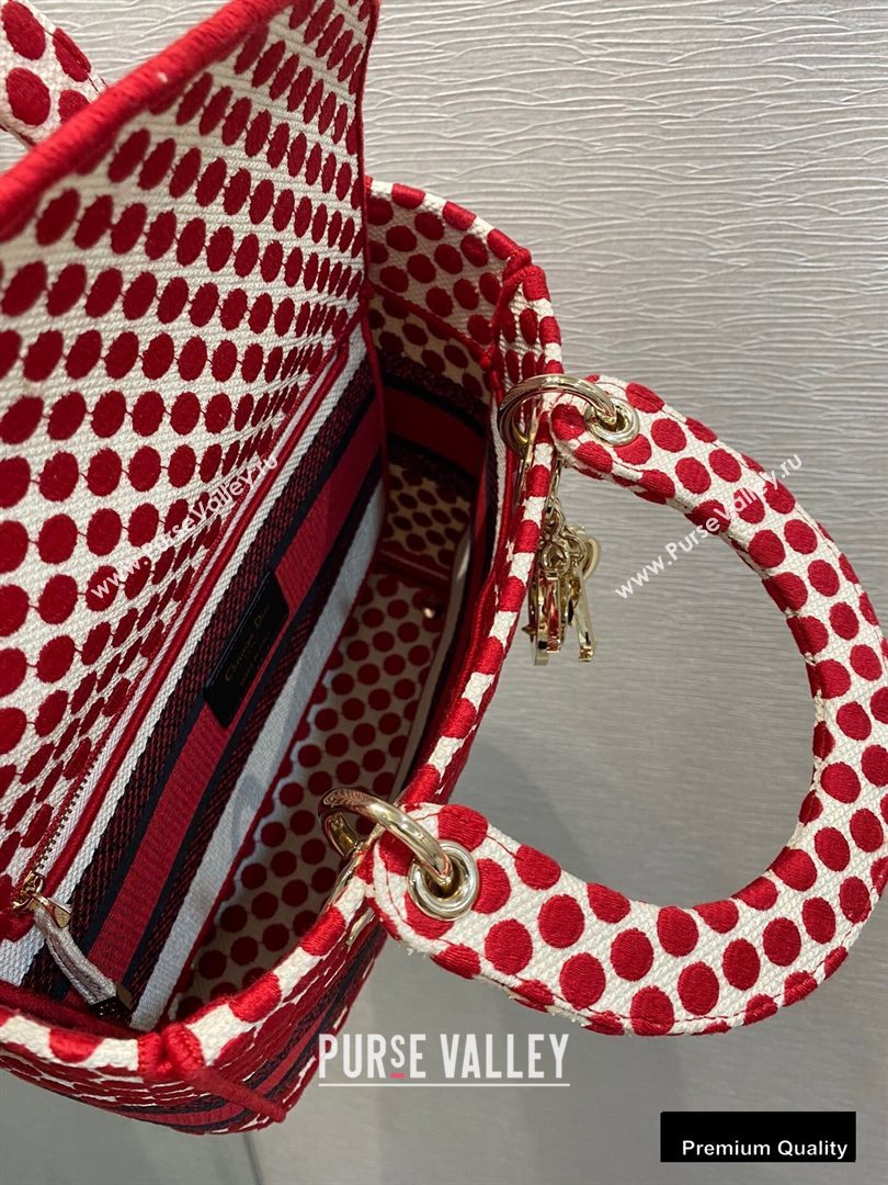 Lady Dior Medium Bag in D-Lite Dioramour Red Dots Embroidery 2020 (vivi-20090919)