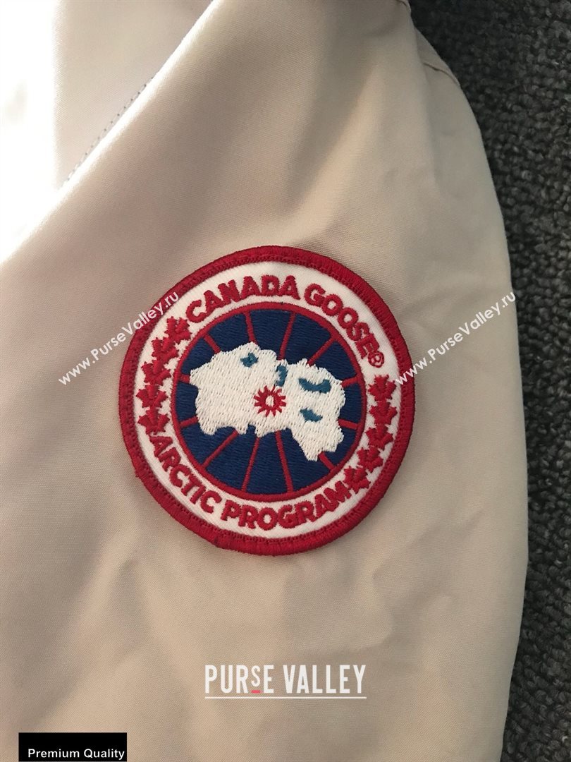 Canada Goose Womens Down Jacket 02 (yichao-20091613)