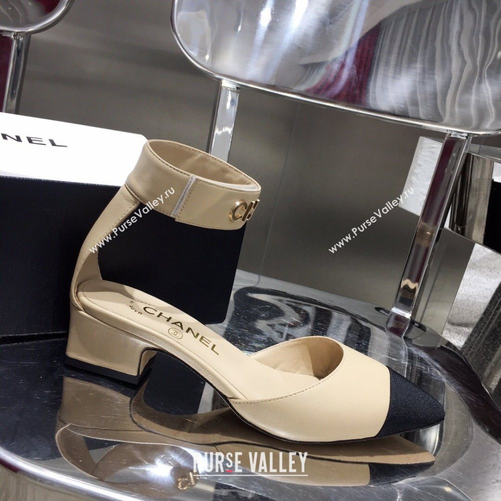 Chanel Low Heel Pumps Beige with Gold Logo Strap 2020 (modeng-20092315)