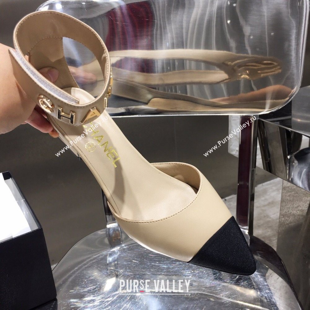 Chanel Low Heel Pumps Beige with Gold Logo Strap 2020 (modeng-20092315)
