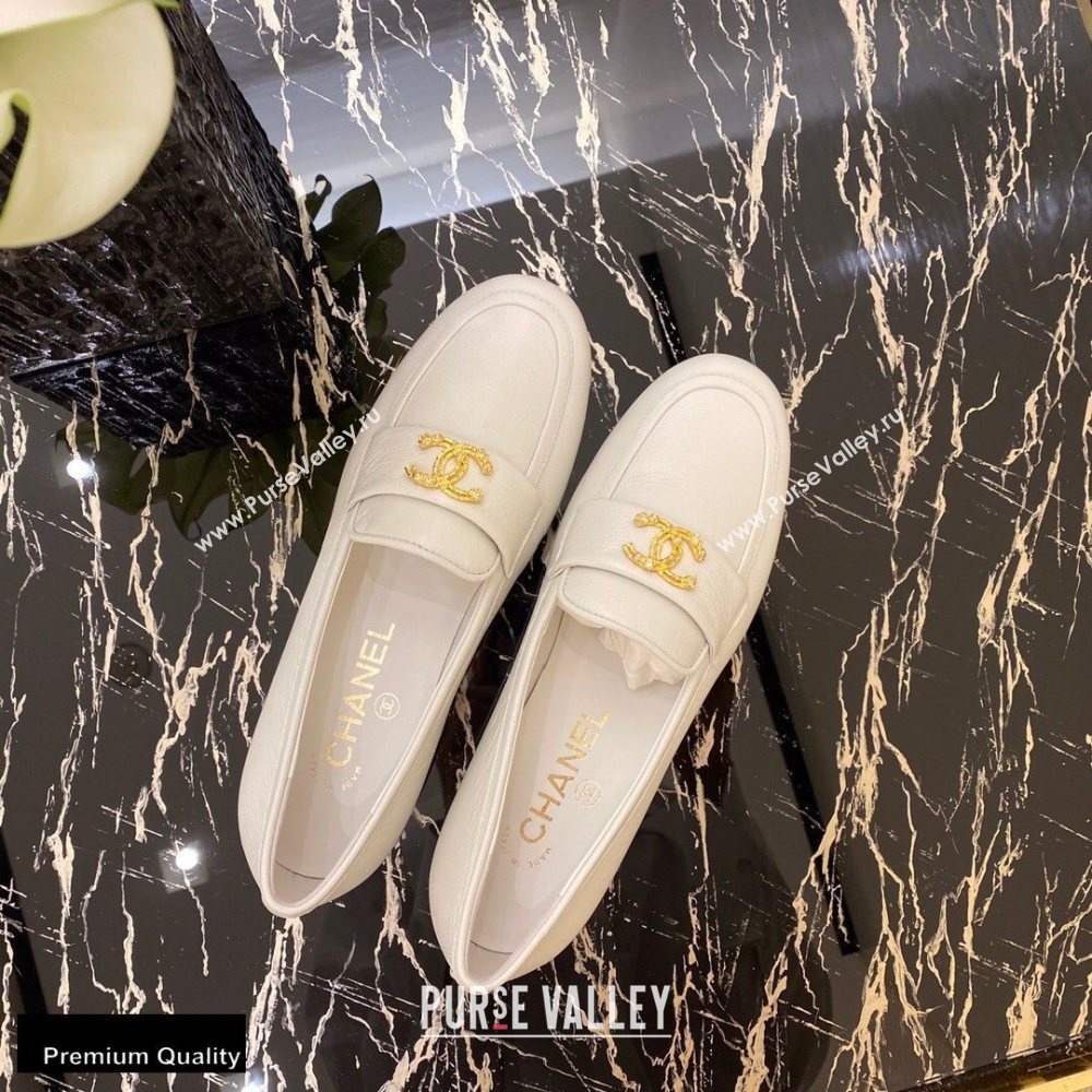 Chanel Top Quality Calfskin Gold CC Logo Loafers White 2020 (xo-20100907)