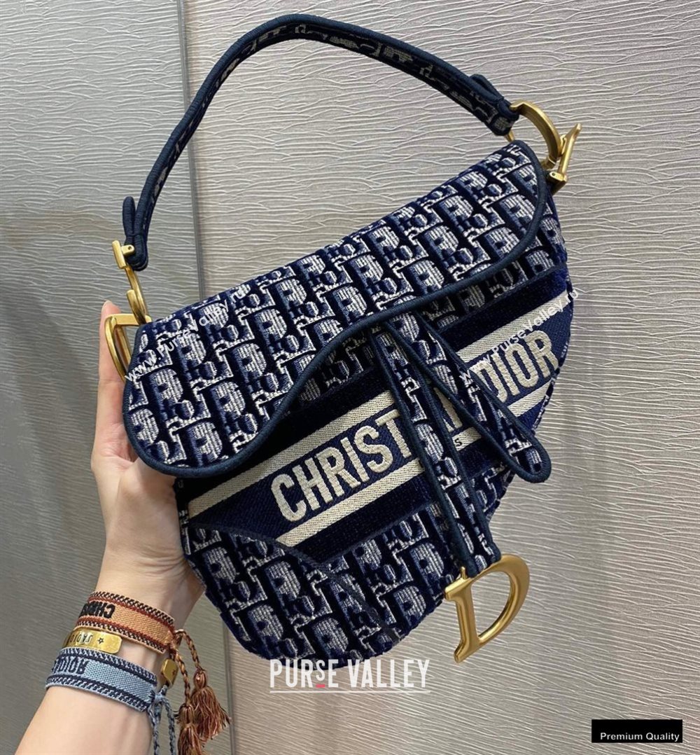 Dior SADDLE BAG in Oblique Embroidered Velvet Blue 2020 (VIVI-3039 )