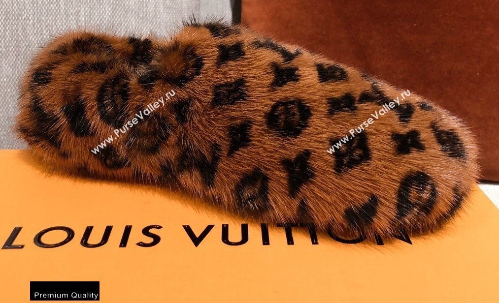 Louis Vuitton Monogram Mink Fur Dreamy Flat Loafers Brown 2020 (kaola-20102812)